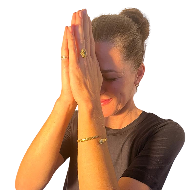 https://studionrgy.nl/wp-content/uploads/2025/10/slider_lizette_2_hands_look_left_color.png