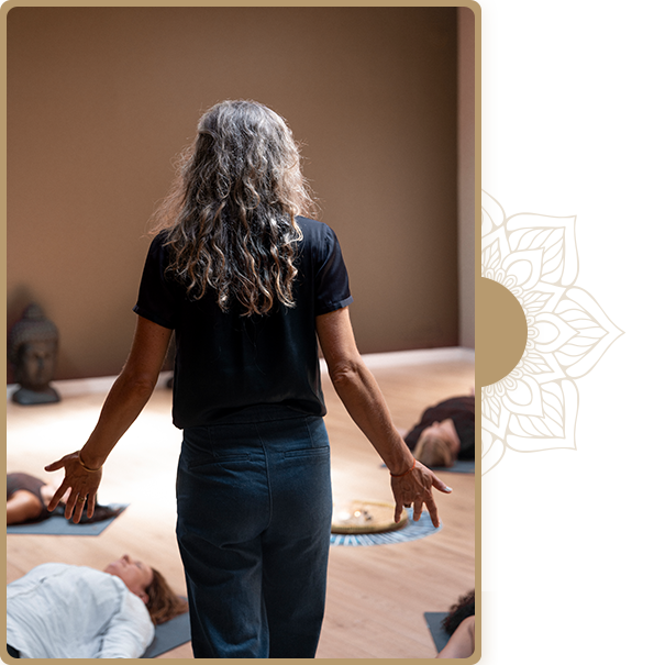 Kundalini in de zomer. Vakantie specials van Studio NRGY in Arnhem. Wat zijn de voordelen van Studio NRGY Specials?